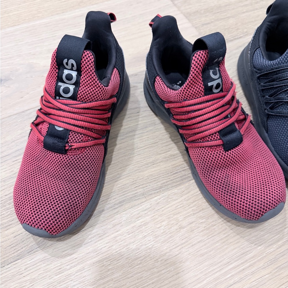 Adidas Kids Sneakers in Red and Black - Picture 3 of 11